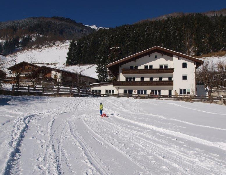 Ferienwohnung Mondial Neustift im Stubaital Ngoại thất bức ảnh