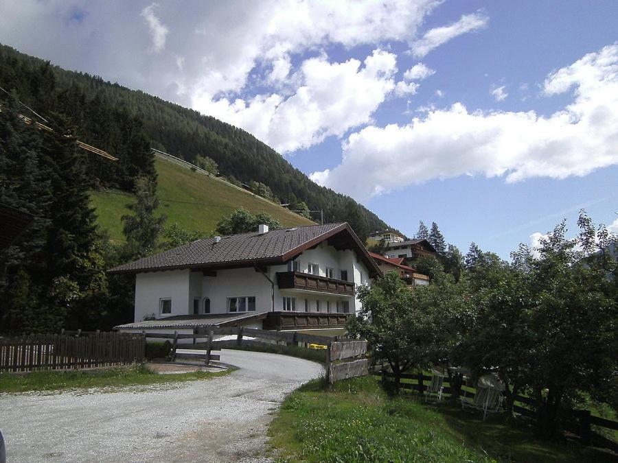 Ferienwohnung Mondial Neustift im Stubaital Ngoại thất bức ảnh