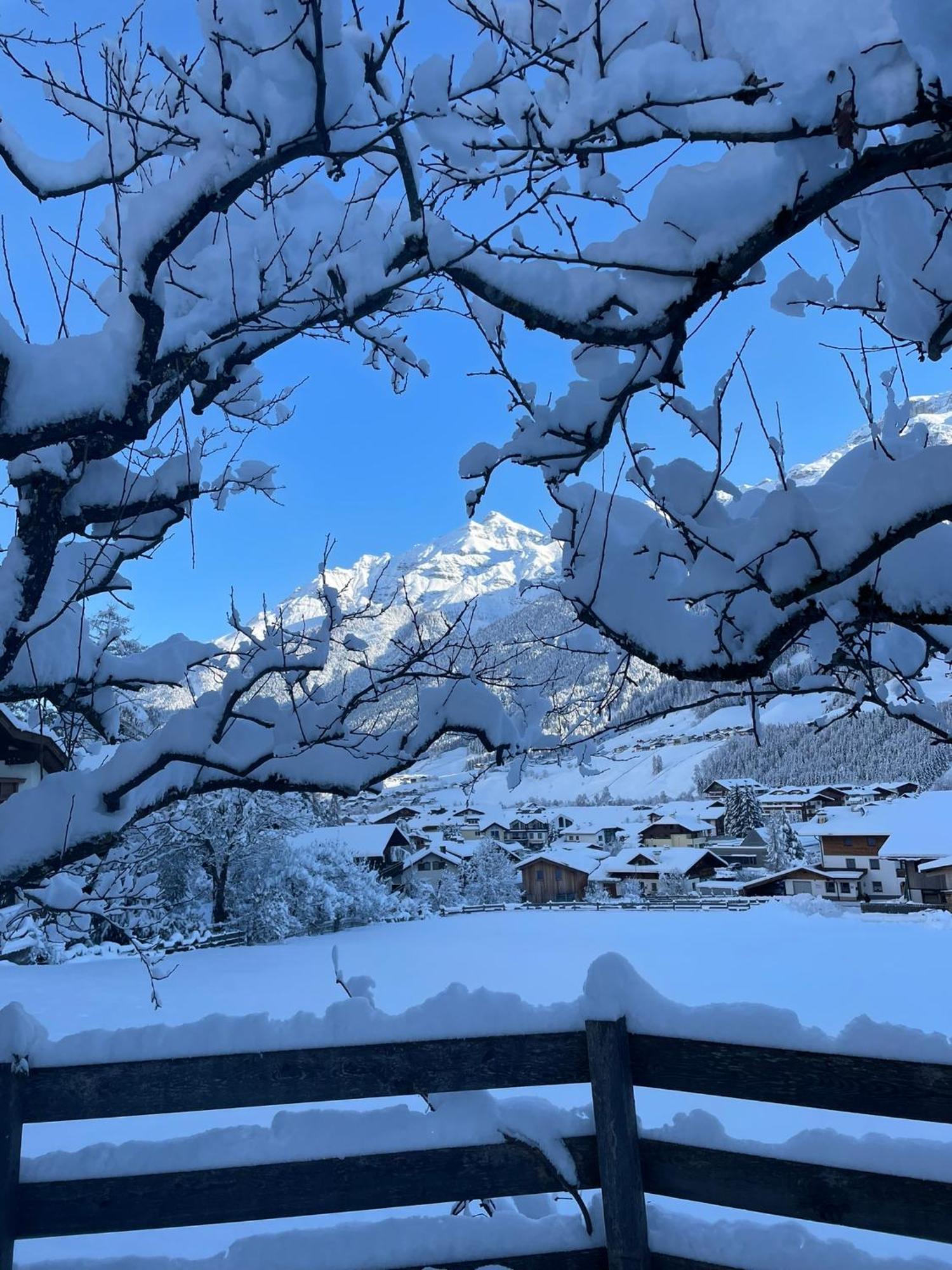 Ferienwohnung Mondial Neustift im Stubaital Ngoại thất bức ảnh