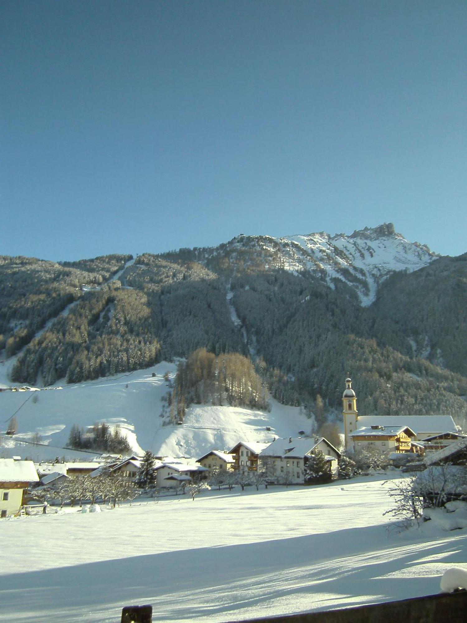 Ferienwohnung Mondial Neustift im Stubaital Ngoại thất bức ảnh